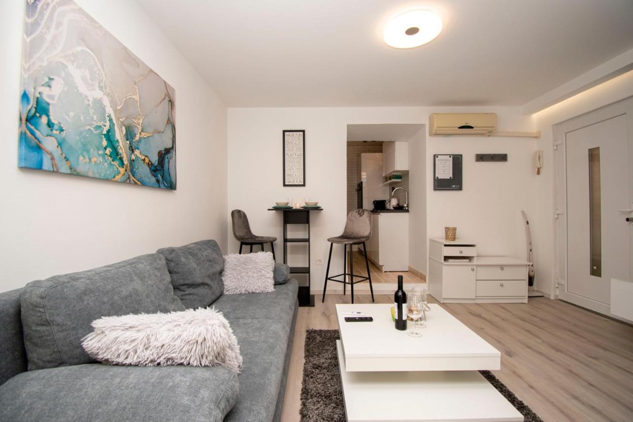 Oasis Apartment Pola Esterno foto